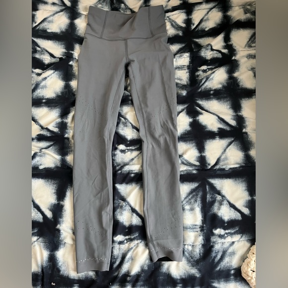 Lulu lemon wunder train, 25” in colour light grey size 6 - Picture 1 of 2